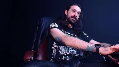 Snapshot of axelcolton chatting on 11-06-25, 11:33 AxelColton online show from 11-06-25, 11:33