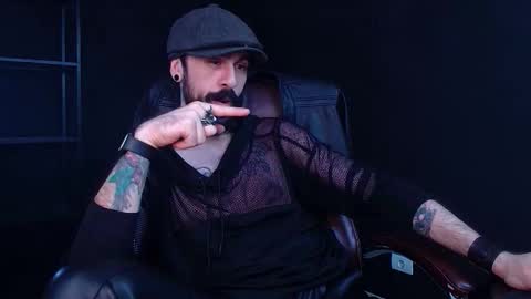 Snapshot of axelcolton chatting on 12-04-25, 07:06 AxelColton online show from 12-04-25, 07:06