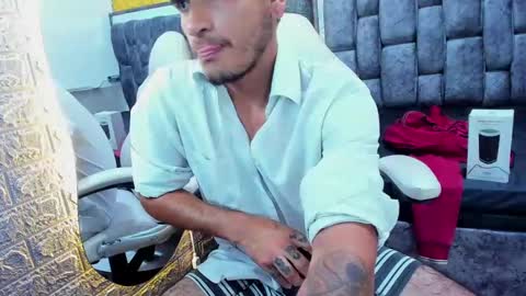 Axell Cross2 online show from 02-08-25, 11:02