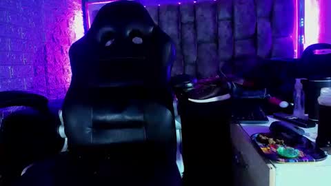 Axell Cross2 online show from 05-31-26, 02:02