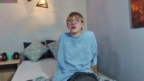 axell_stone online show from 06-11-26, 08:51