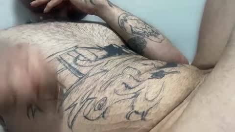 Snapshot of axelpadilla98 chatting on 07-01-26, 07:43 deliciosodemente online show from 07-01-26, 07:43