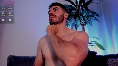 Axel Thompsom online show from 12-18-25, 06:14