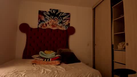 Axel online show from 11-14-25, 01:15