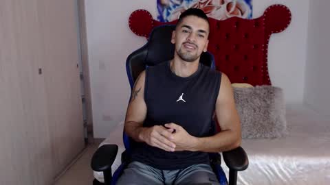 Axel online show from 02-19-26, 11:17