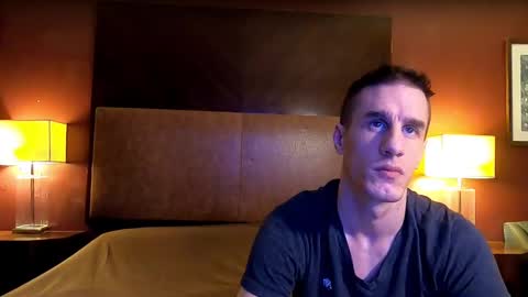 Snapshot of axl_fx chatting on 12-12-24, 03:43 Axl online show from 12-12-24, 03:43