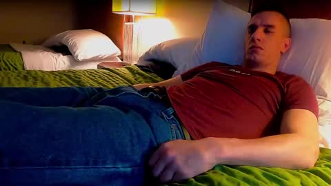 Snapshot of axl_fx chatting on 02-25-25, 03:16 Axl online show from 02-25-25, 03:16