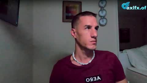 Snapshot of axl_fx chatting on 10-11-25, 12:32 Axl online show from 10-11-25, 12:32