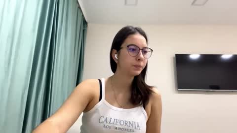 Snapshot of ayakoslotemaker chatting on 11-11-25, 04:23 Allison online show from 11-11-25, 04:23