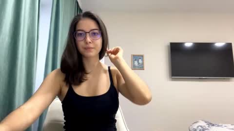 Snapshot of ayakoslotemaker chatting on 12-14-25, 07:47 Allison online show from 12-14-25, 07:47