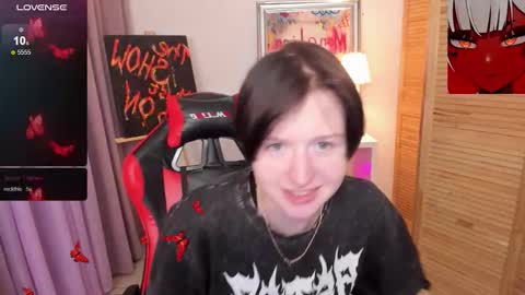 Snapshot of ayakskalermons chatting on 09-13-25, 08:03 ayaks online show from 09-13-25, 08:03