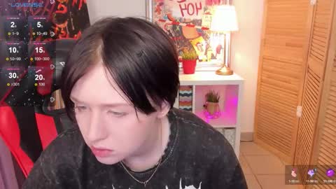 Snapshot of ayakskalermons chatting on 09-16-25, 08:15 ayaks online show from 09-16-25, 08:15