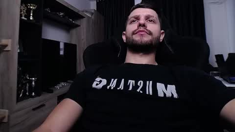 Snapshot of aydanblakeofficial chatting on 11-24-25, 11:21 Aydan Blake Official online show from 11-24-25, 11:21