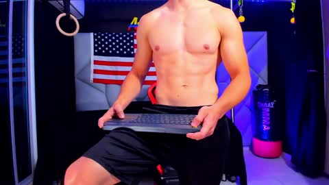 Snapshot of aydenmillerdom chatting on 02-08-25, 03:00 Ayden Miller online show from 02-08-25, 03:00