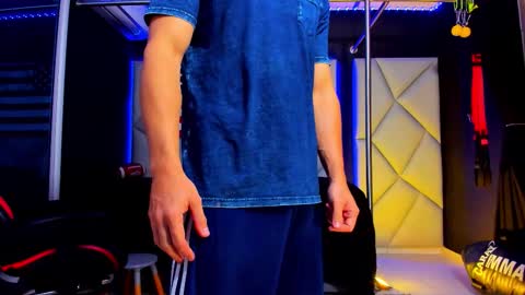 Ayden Miller online show from 01-17-26, 02:49