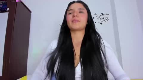 Mariana online show from 10-06-25, 09:01