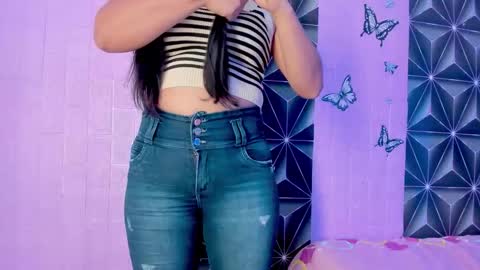 Mariana online show from 10-29-25, 07:04