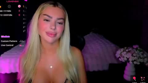 Snapshot of ayla_demir chatting on 06-18-26, 08:13 Ayla Demir online show from 06-18-26, 08:13