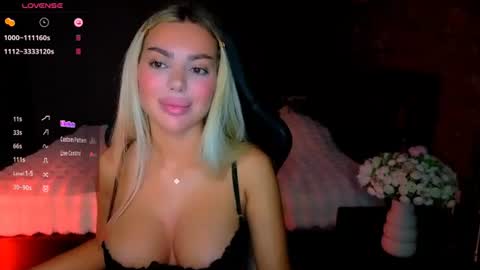 Snapshot of ayla_demir chatting on 07-07-26, 08:13 Ayla Demir online show from 07-07-26, 08:13