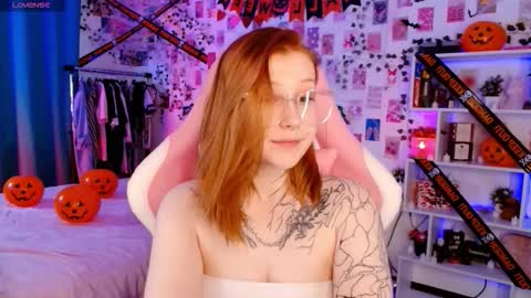 Ayla hill online show from 10-21-25, 12:17