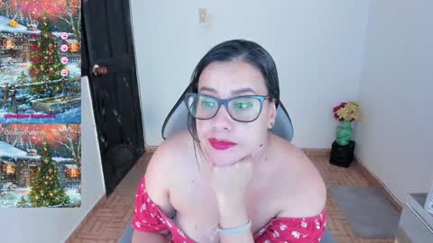 Snapshot of aylaislem chatting on 12-29-24, 04:59 SandyMODELINDEPENDIENT online show from 12-29-24, 04:59