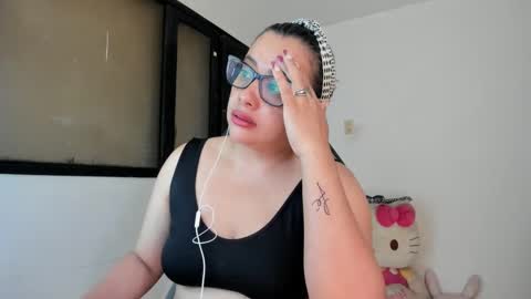 Snapshot of aylaislem chatting on 02-19-25, 04:34 SandyMODELINDEPENDIENT online show from 02-19-25, 04:34