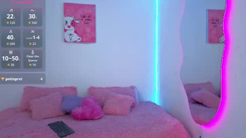 A L A N I I online show from 06-15-26, 08:55