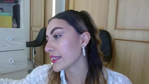 Snapshot of ayleen_m chatting on 09-09-25, 06:51 AYLEEN online show from 09-09-25, 06:51