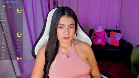 Snapshot of aylenmiller_ chatting on 10-21-25, 01:50 Aylen online show from 10-21-25, 01:50