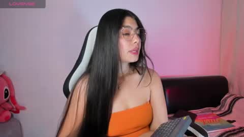 Snapshot of aylenmiller_ chatting on 07-14-26, 02:05 Aylen online show from 07-14-26, 02:05