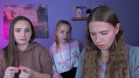 Snapshot of aylin_mirage chatting on 12-15-25, 09:35 aylin_mirage online show from 12-15-25, 09:35