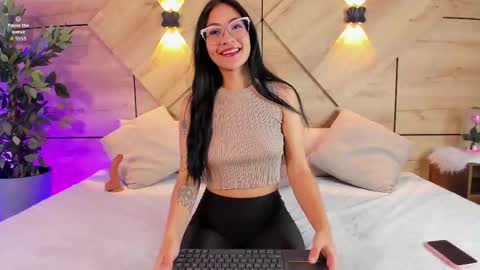 ayllin  online show from 10-01-25, 07:31