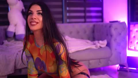 Snapshot of aylinhaze chatting on 12-17-25, 05:57 AylinHaze online show from 12-17-25, 05:57