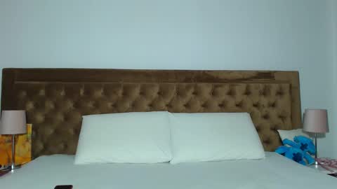 Aylin online show from 02-15-26, 06:21