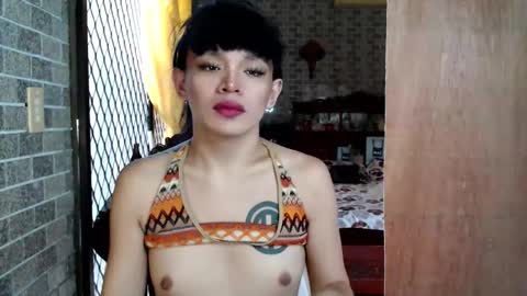 Snapshot of aymkyline chatting on 11-07-25, 02:22 aymkyline online show from 11-07-25, 02:22