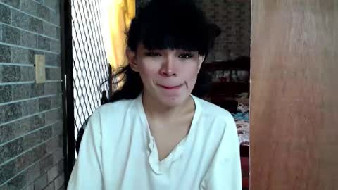 Snapshot of aymkyline chatting on 11-14-25, 02:10 aymkyline online show from 11-14-25, 02:10