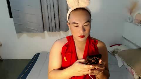 ayumi online show from 04-13-26, 01:05