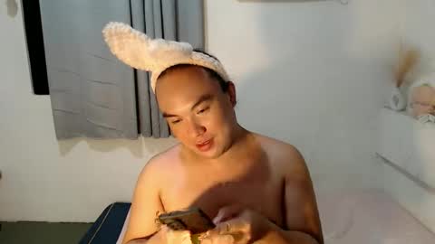 ayumi online show from 04-15-26, 08:20