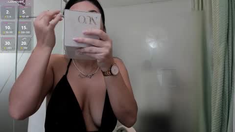 Snapshot of ayumilove chatting on 12-18-25, 05:02 Ayumi online show from 12-18-25, 05:02