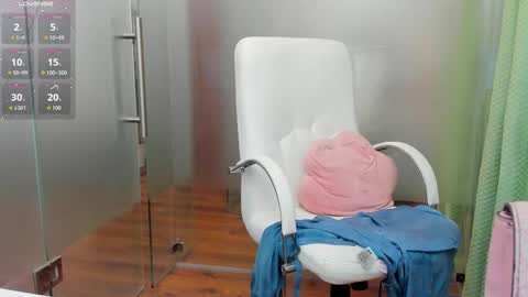 Ayumi online show from 03-27-26, 08:26