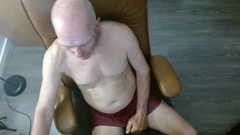 Mike online show from 03-12-26, 11:38