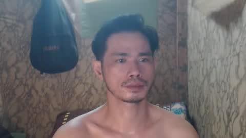Snapshot of azn_philip chatting on 06-11-26, 10:57 Philip online show from 06-11-26, 10:57