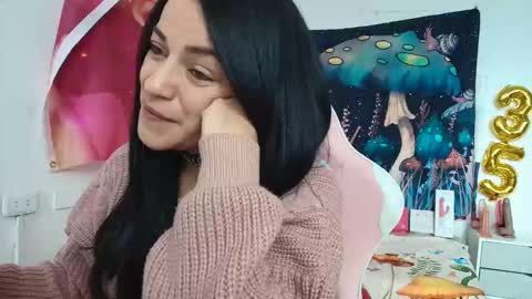 Azucena R online show from 05-27-26, 02:47