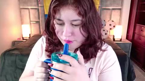 Snapshot of azul_veraa chatting on 06-25-26, 12:20 Azul online show from 06-25-26, 12:20