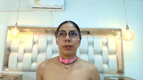 Snapshot of azulmaveric chatting on 07-15-26, 07:52 AZUL online show from 07-15-26, 07:52