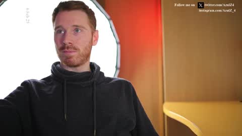 Snapshot of azulz4 chatting on 02-06-25, 06:56 Azul online show from 02-06-25, 06:56