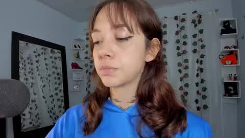 azumi saan online show from 01-12-26, 02:39