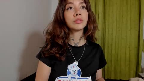 azumi saan online show from 02-11-26, 02:49