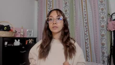 Snapshot of azumi_saan chatting on 06-10-26, 03:07 azumi saan online show from 06-10-26, 03:07
