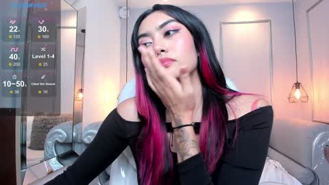 Azura online show from 01-20-25, 10:26